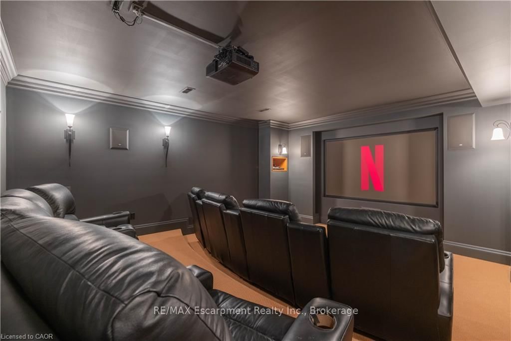 1081 Argyle Drive • Oakville, ON photo 40