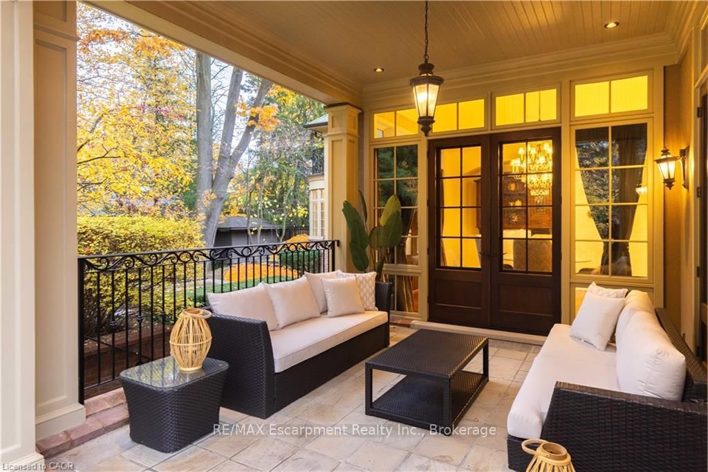 1081 Argyle Drive • Oakville, ON photo 44