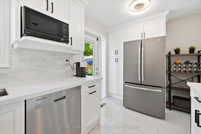 1333 Woodvale Place • Burlington, ON photo 6