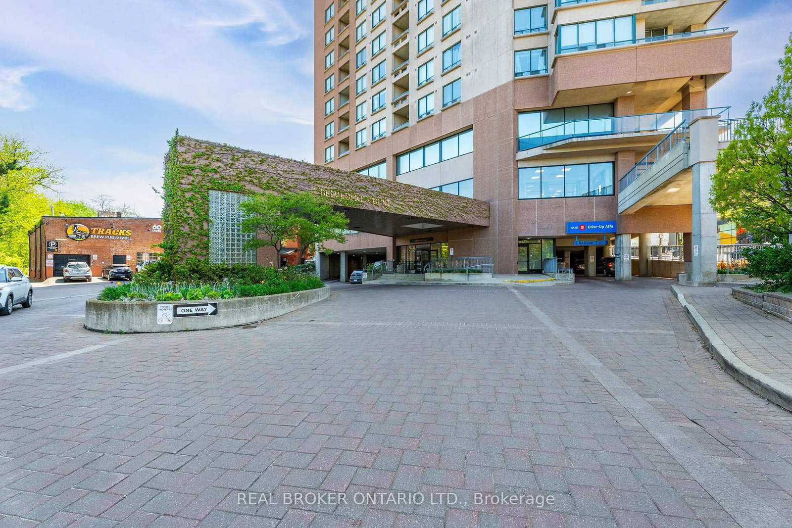 1 Belvedere Court • #405 • Brampton, ON photo 25