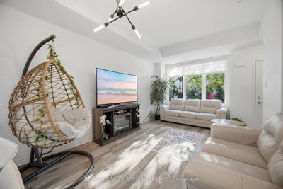 2232 Bromsgrove Road • #7 • Mississauga, ON photo 8