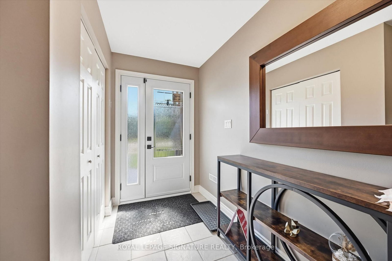 1333 Woodvale Place • Burlington, ON photo 11