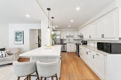 2093 Golden Orchard Oakville,ON L6M 3W8 — Photo 13