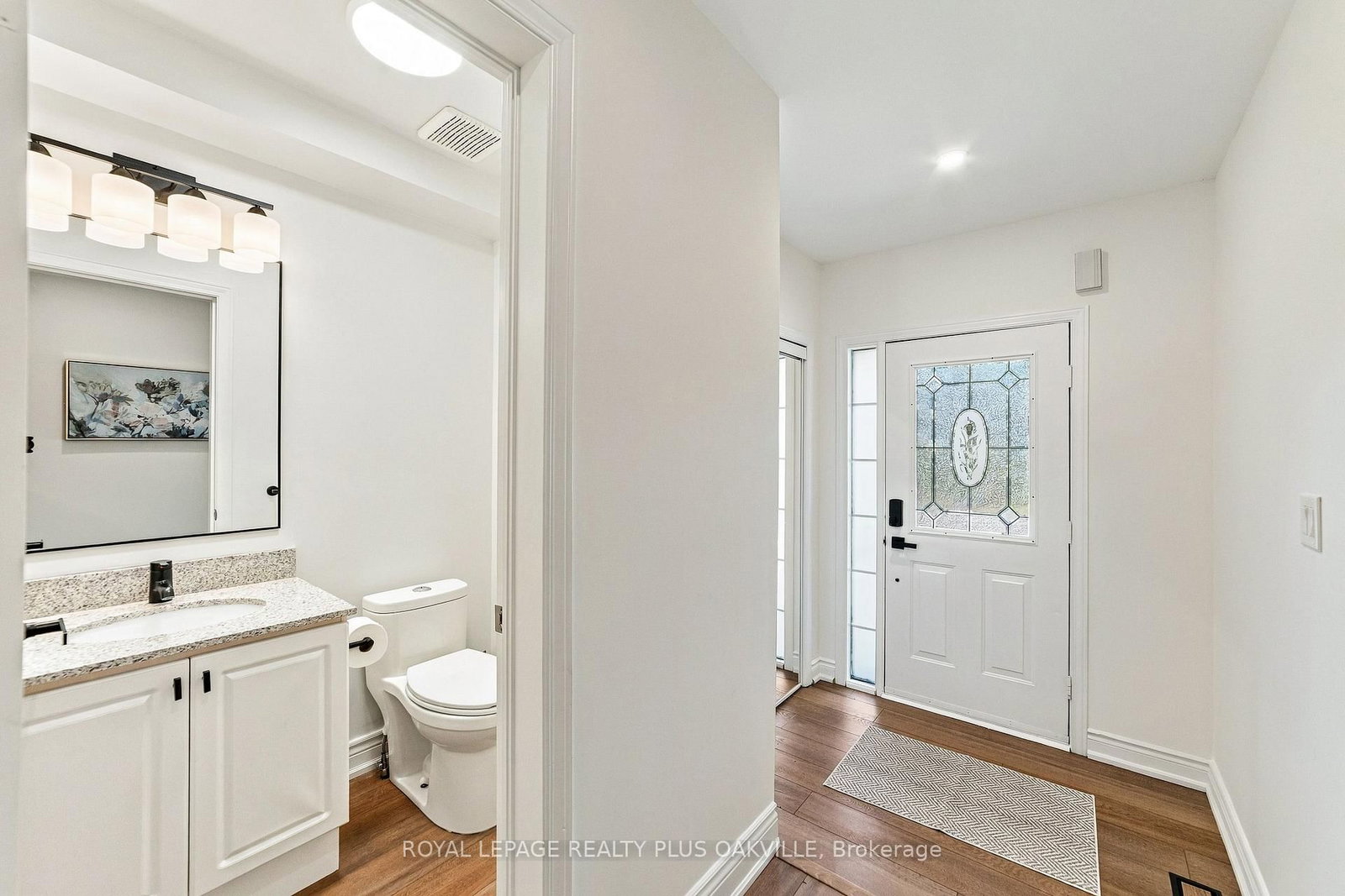 2093 Golden Orchard Trail • Oakville, ON photo 5