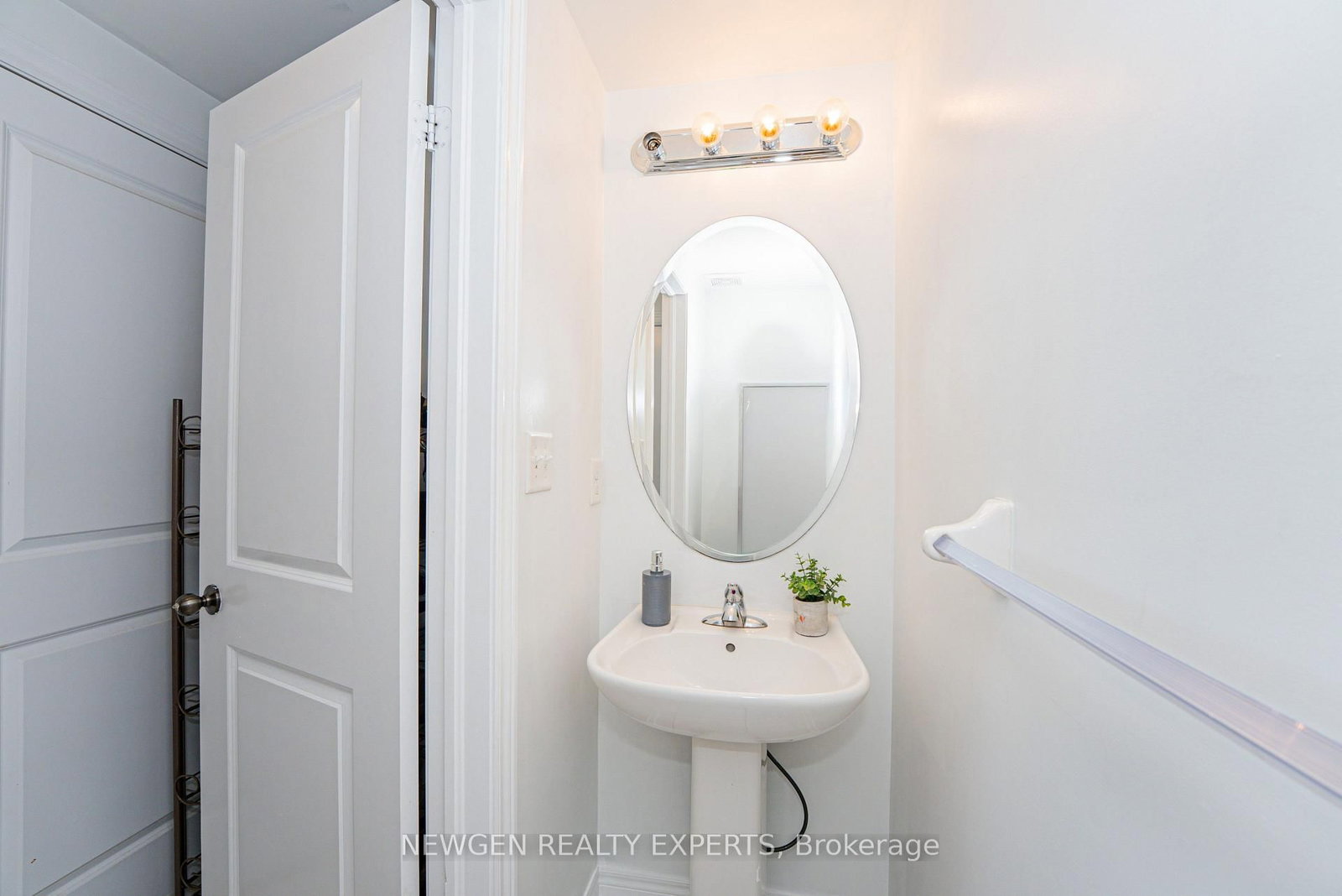 2 Rangemore Road • Brampton, ON photo 20
