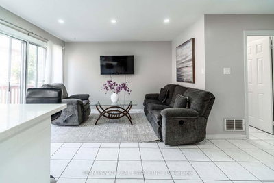 82 Starhill Brampton,ON L6R 2W1 — Photo 10