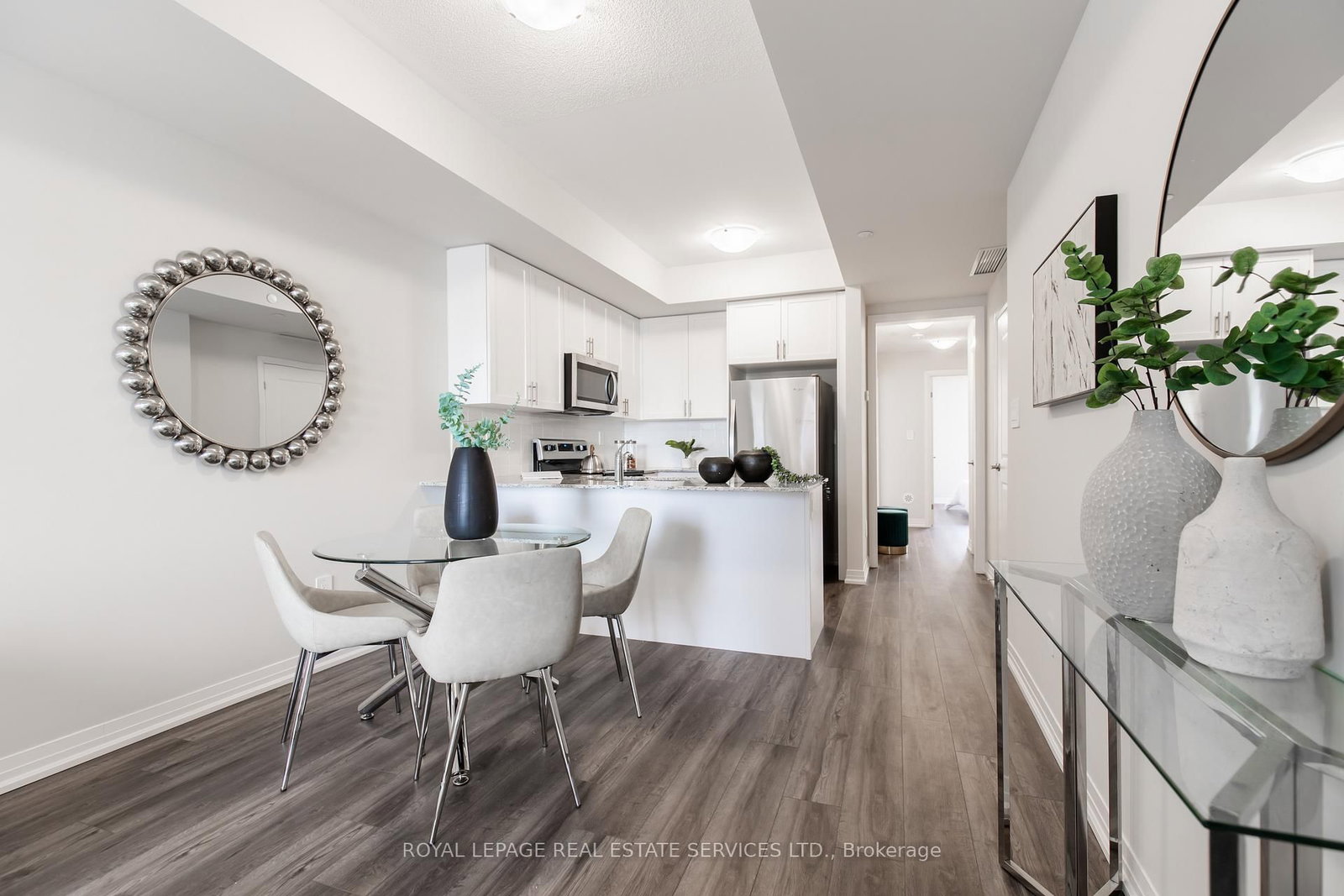 1597 Rose Way • #107 • Milton, ON photo 11