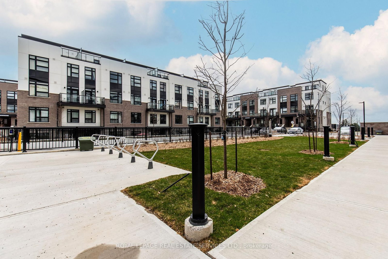 1597 Rose Way • #107 • Milton, ON photo 31
