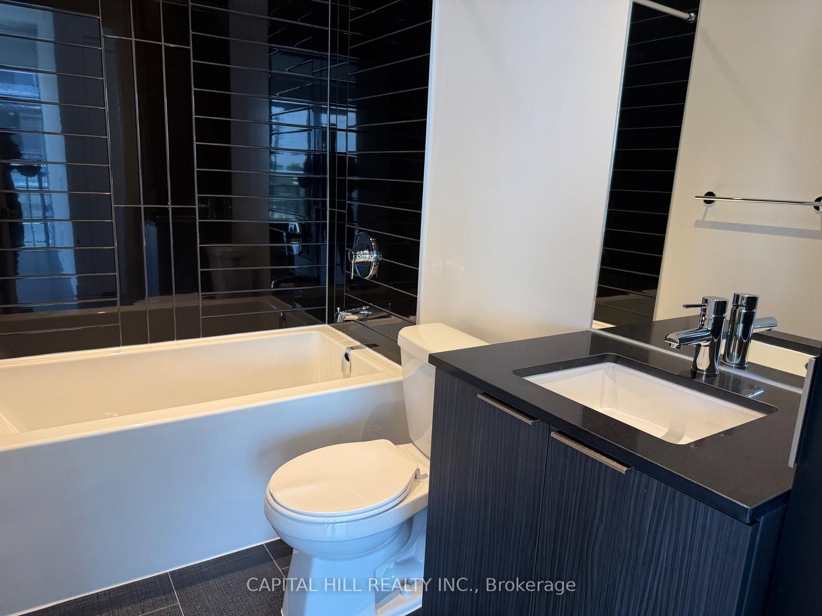 301-448 Burnhamthorpe Rd Rd, Mississauga, view 13