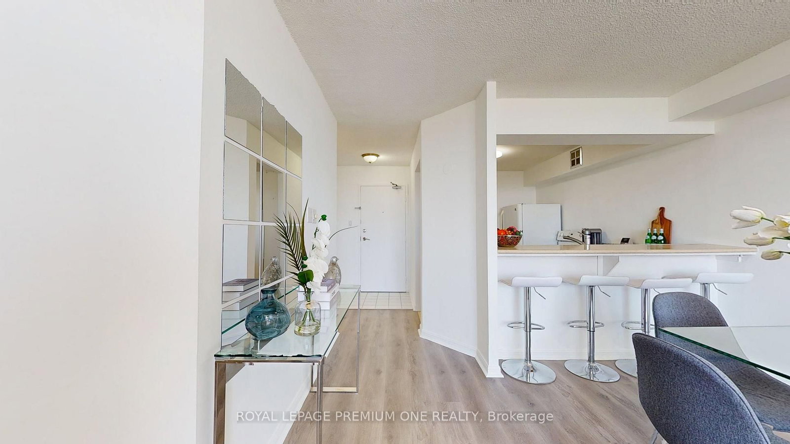 234 Albion Road • #2102 • Toronto, ON photo 6