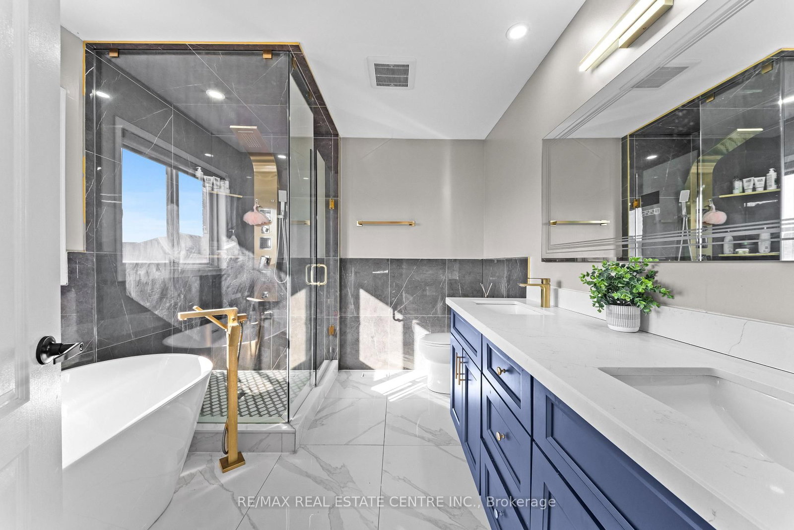 10 Midvale Road • Brampton, ON photo 20