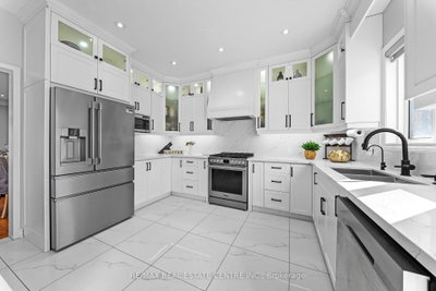 10 Midvale Road • Brampton, ON photo 8