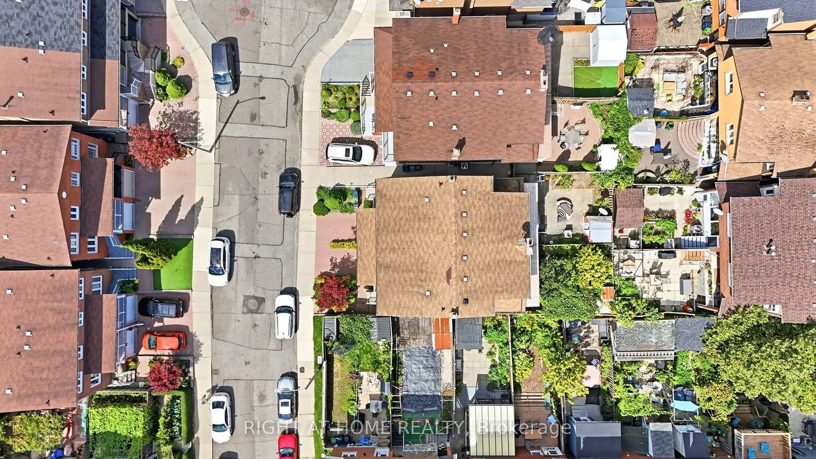98 Beaver Terrace • Toronto, ON photo 45