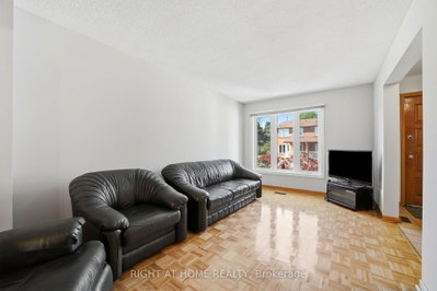98 Beaver Terrace • Toronto, ON photo 8