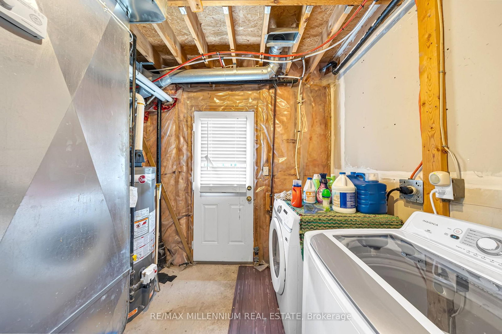 39 Decker Hollow Circle • Brampton, ON photo 12