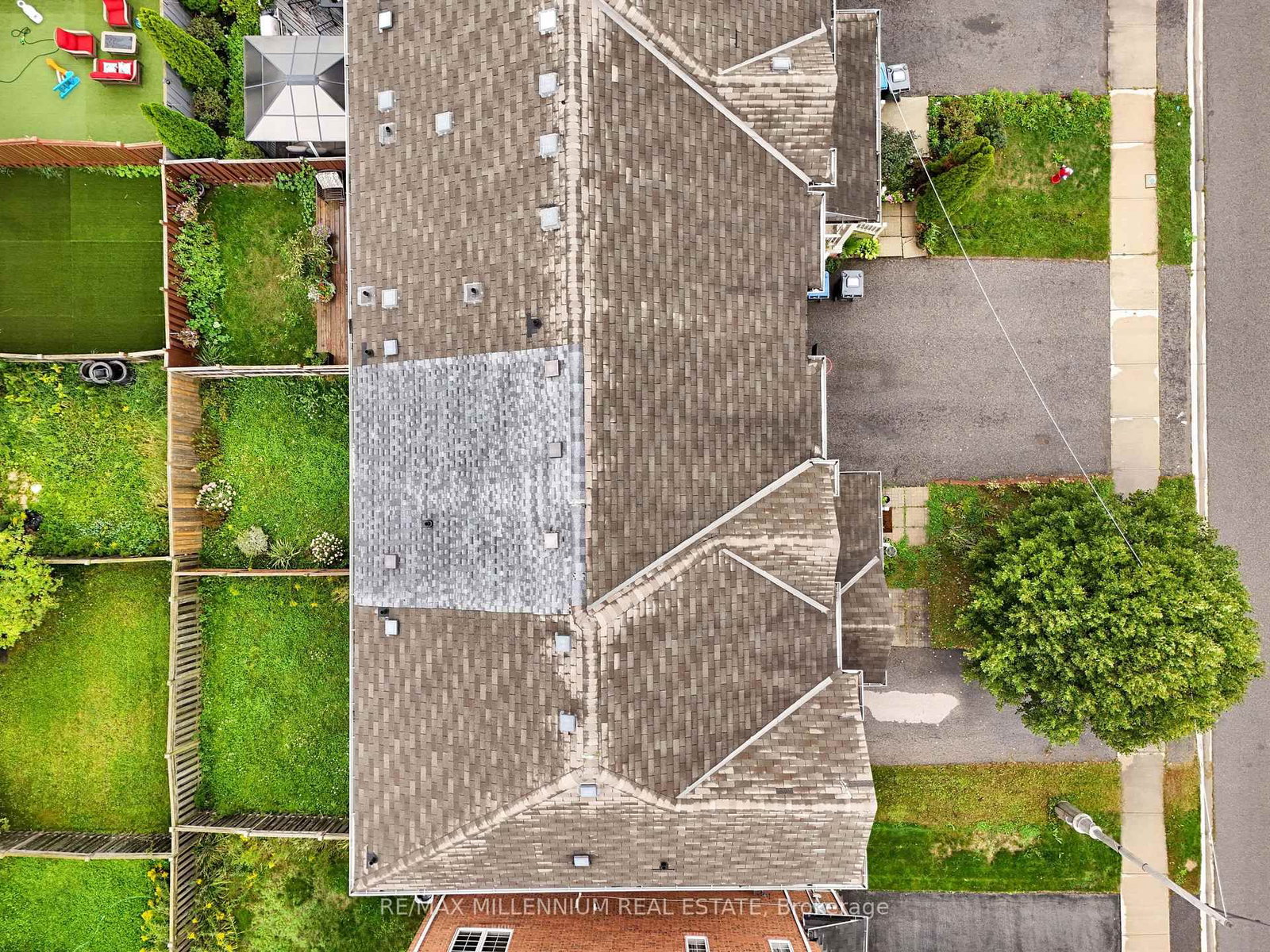 39 Decker Hollow Circle • Brampton, ON photo 26
