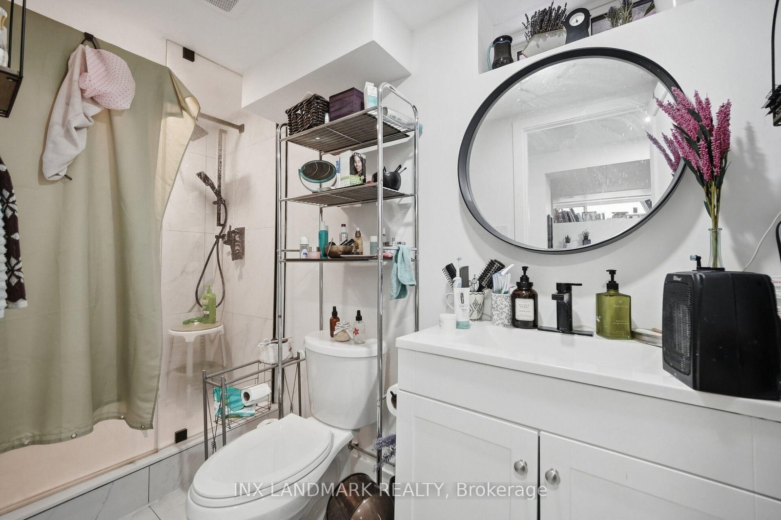 298 South Kingsway • Toronto, ON photo 40