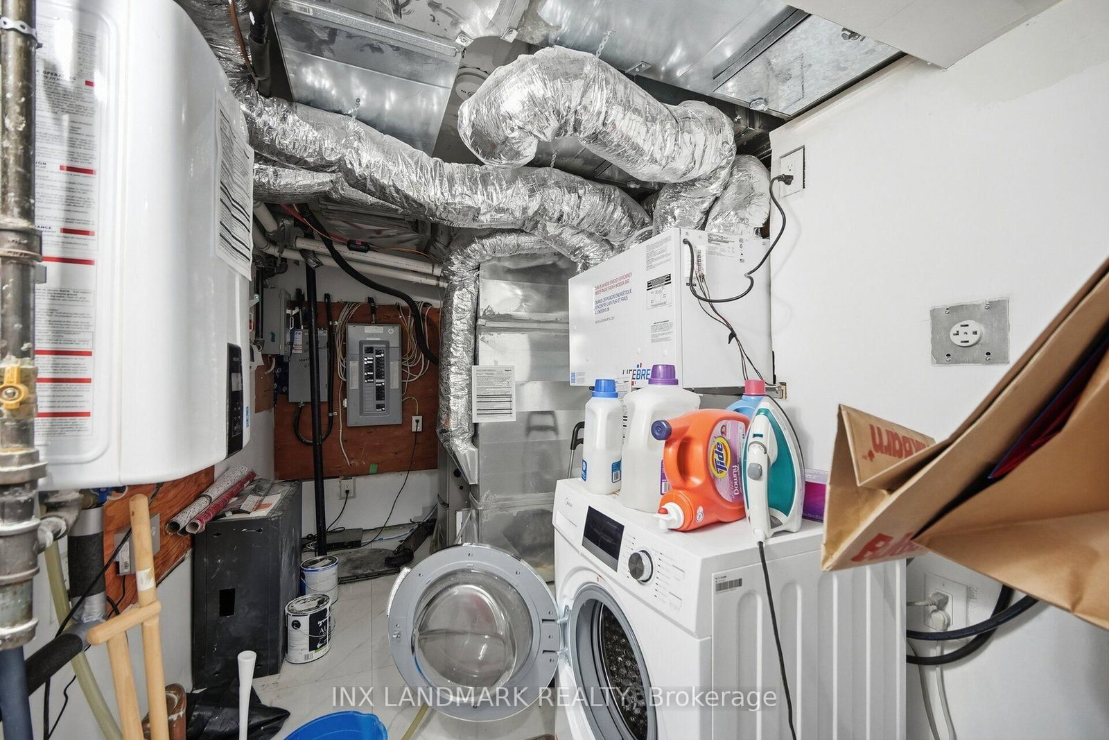 298 South Kingsway • Toronto, ON photo 41