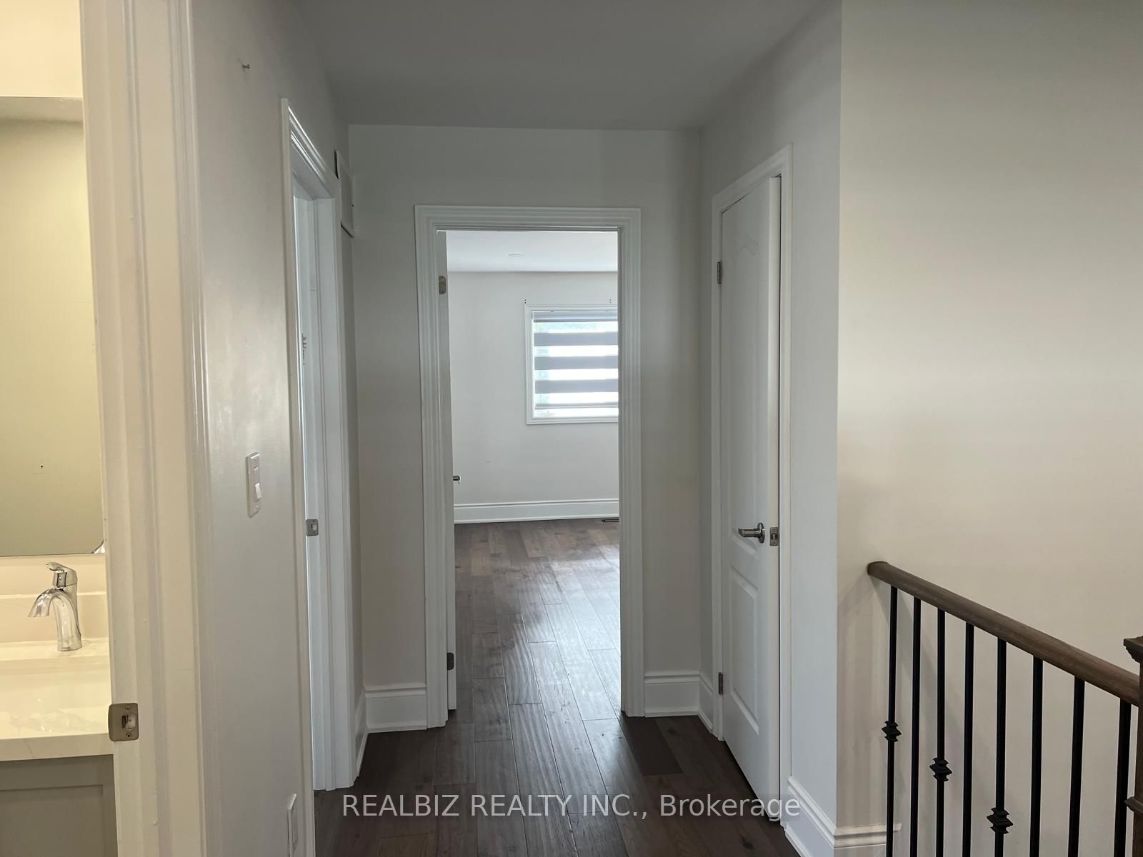 2 Bramoak Crescent • Brampton, ON photo 12