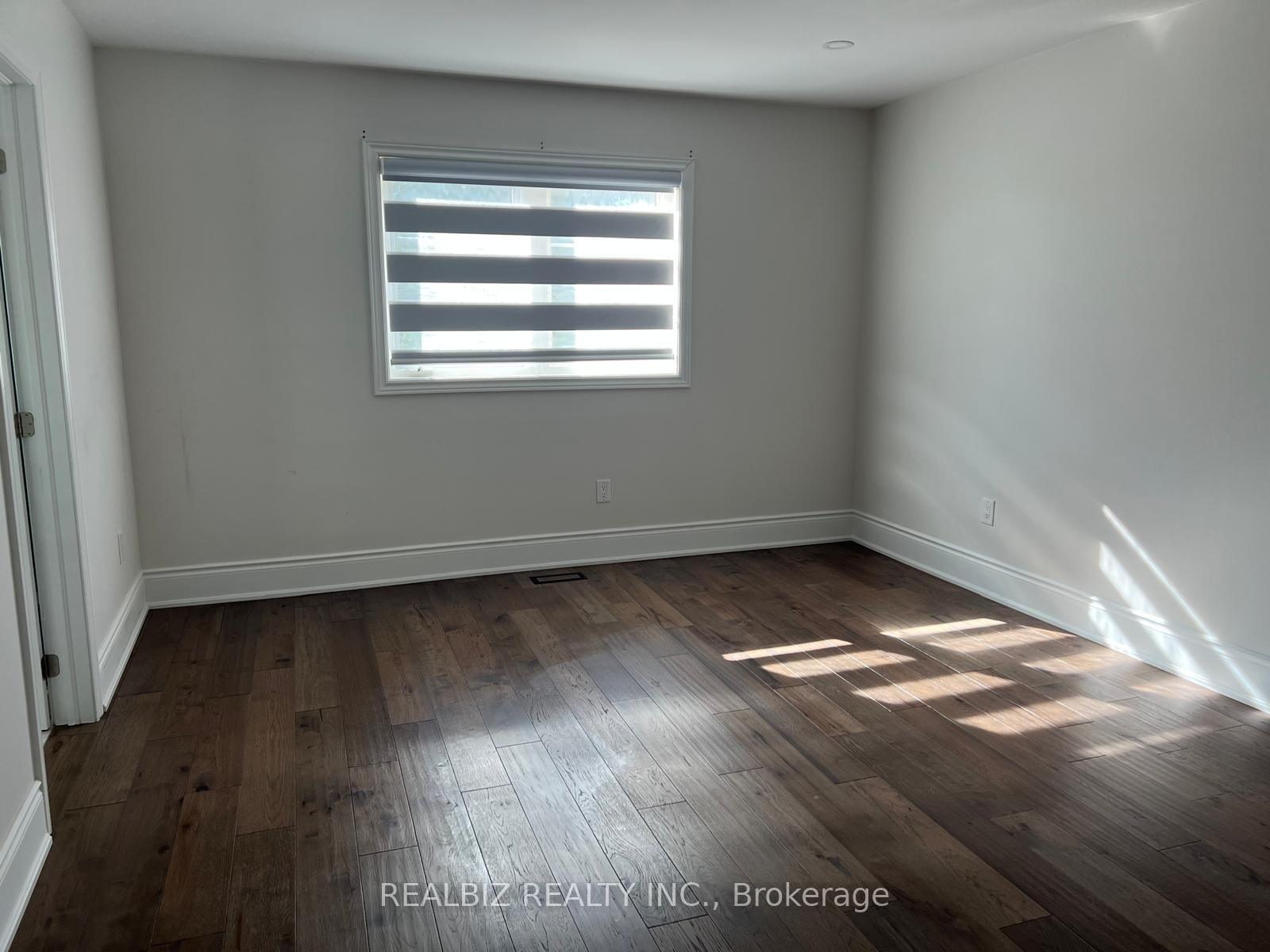 2 Bramoak Crescent • Brampton, ON photo 13