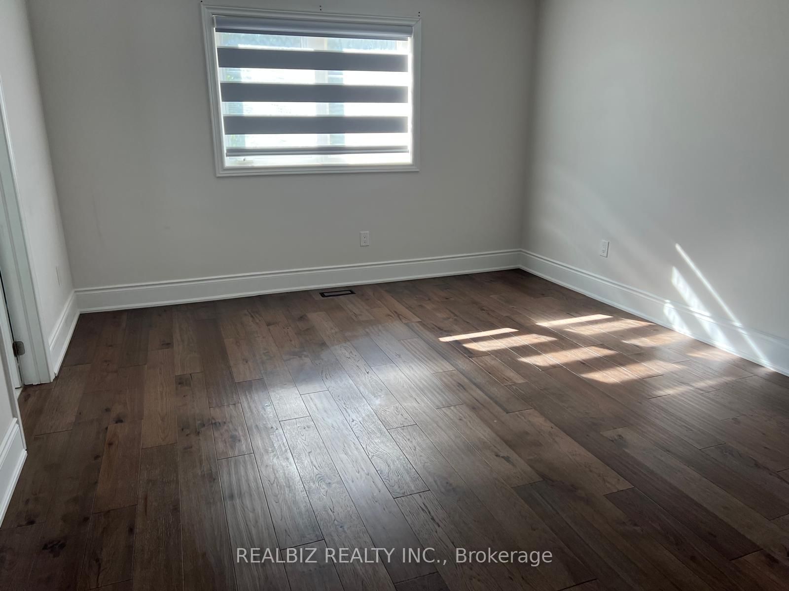 2 Bramoak Crescent • Brampton, ON photo 14