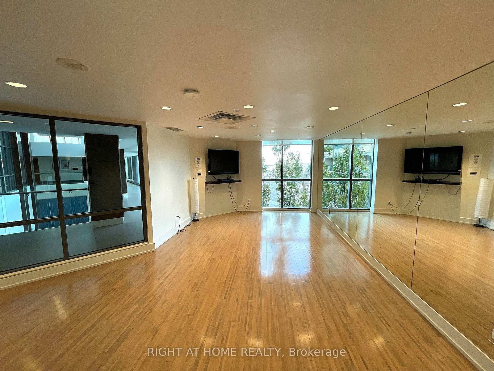225 Sherway Gardens Road • #105 • Toronto, ON photo 27