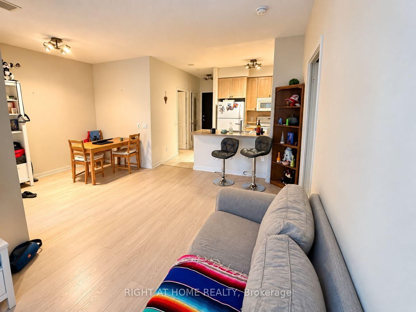 225 Sherway Gardens Road • #105 • Toronto, ON photo 3
