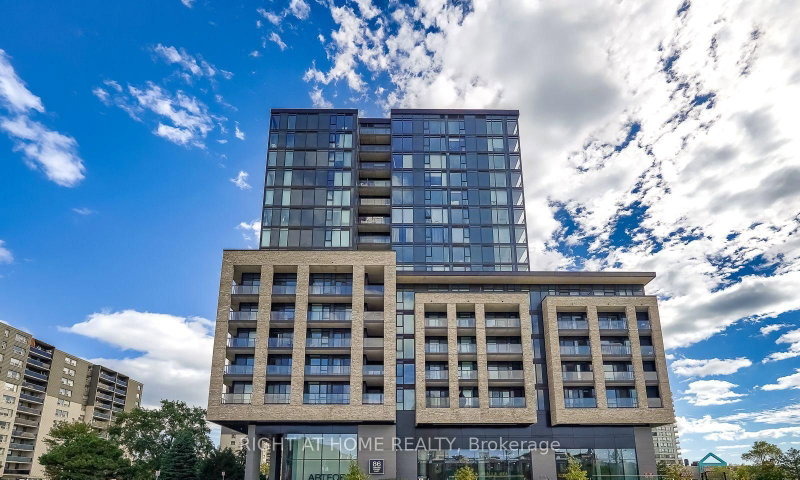 1011 - 86 Dundas Street E