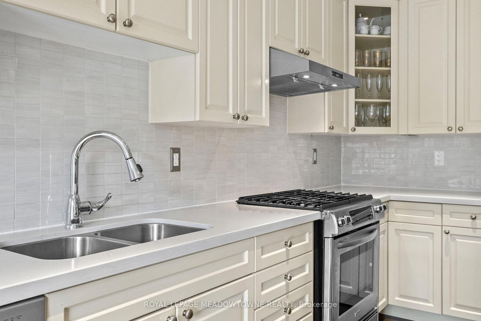 589 Bartleman Terrace • Milton, ON photo 13