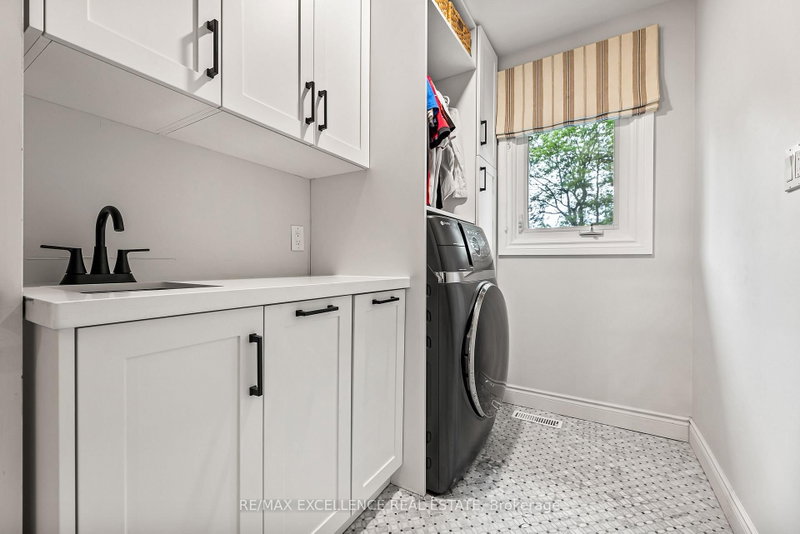 2446 Hammond Mississauga,ON L5K 1T2 — Photo 19