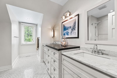2446 Hammond Mississauga,ON L5K 1T2 — Photo 21