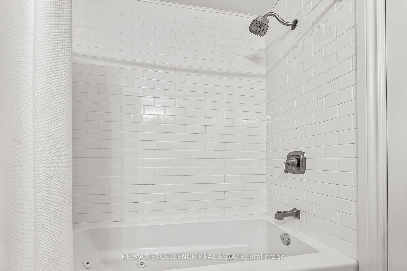 2446 Hammond Road • Mississauga, ON photo 28