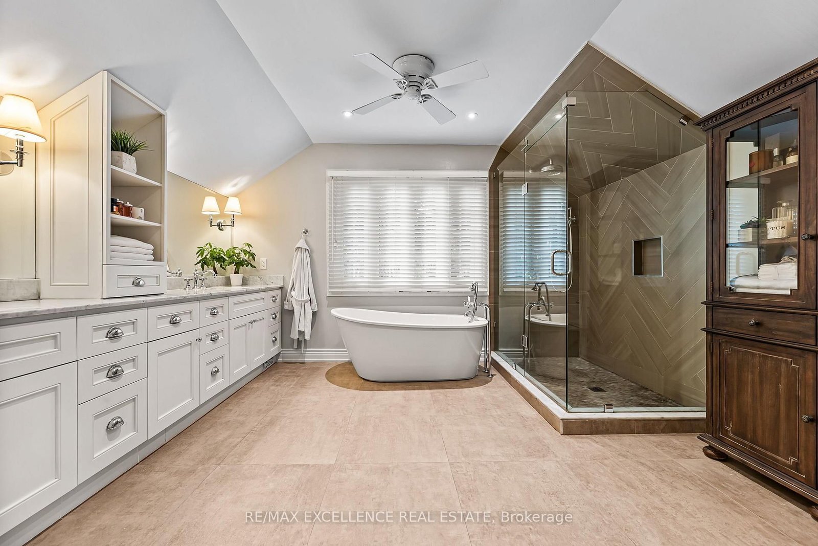 2446 Hammond Road • Mississauga, ON photo 32