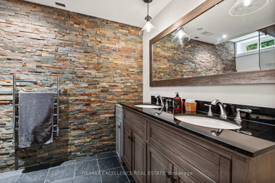 2446 Hammond Mississauga,ON L5K 1T2 — Photo 42