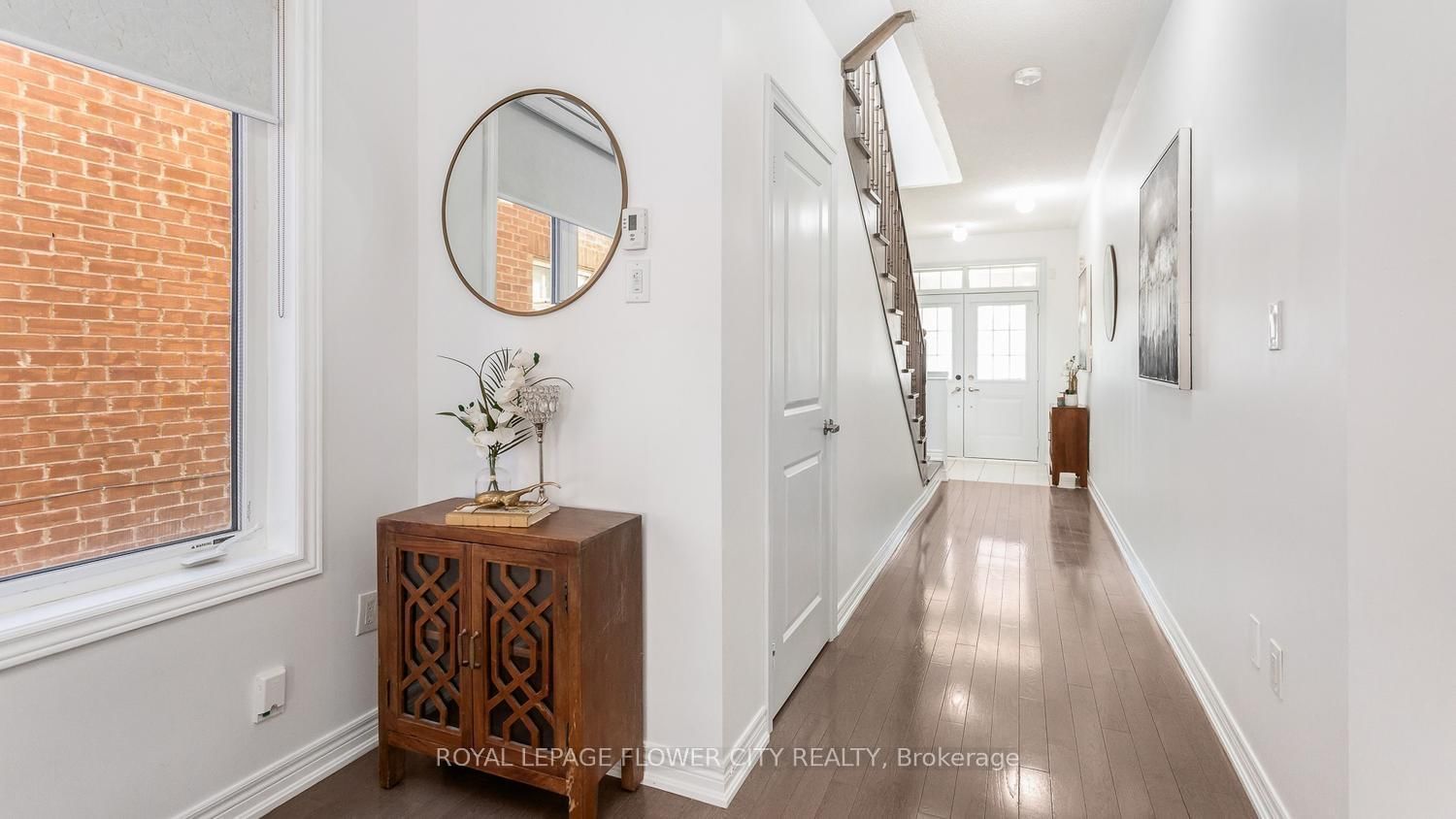 29 Backwater Trail • Brampton, ON photo 5