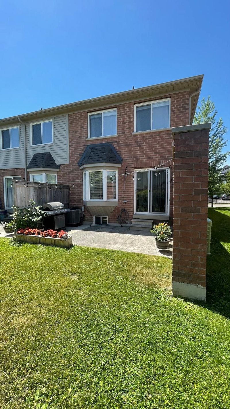 11 - 5255 Palmetto Place