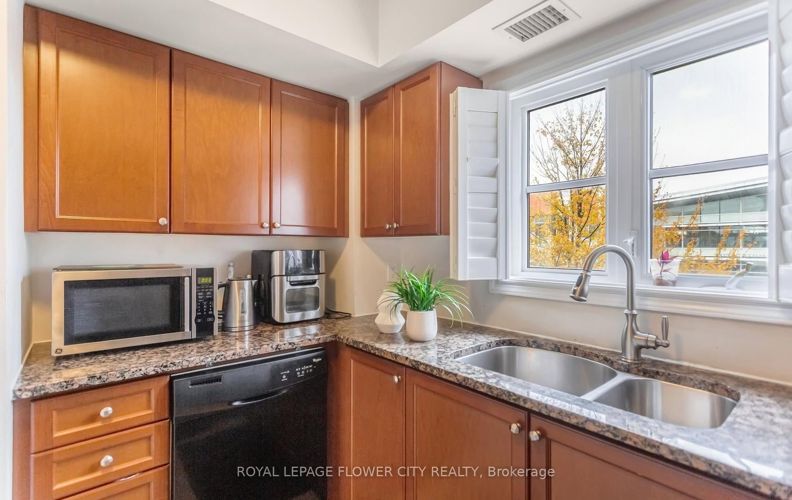 60 Baycliffe Crescent • #204 • Brampton, ON photo 16