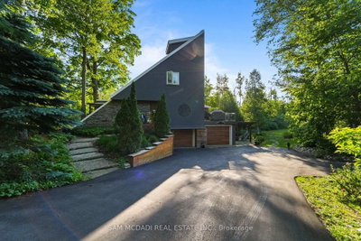 2814 Forks Of The Credit Road • Caledon, ON photo 2