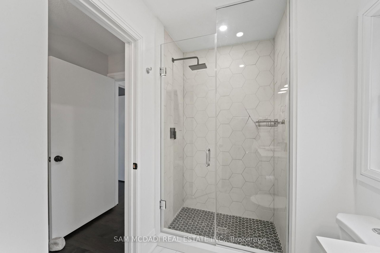 2814 Forks Of The Credit Road • Caledon, ON photo 26
