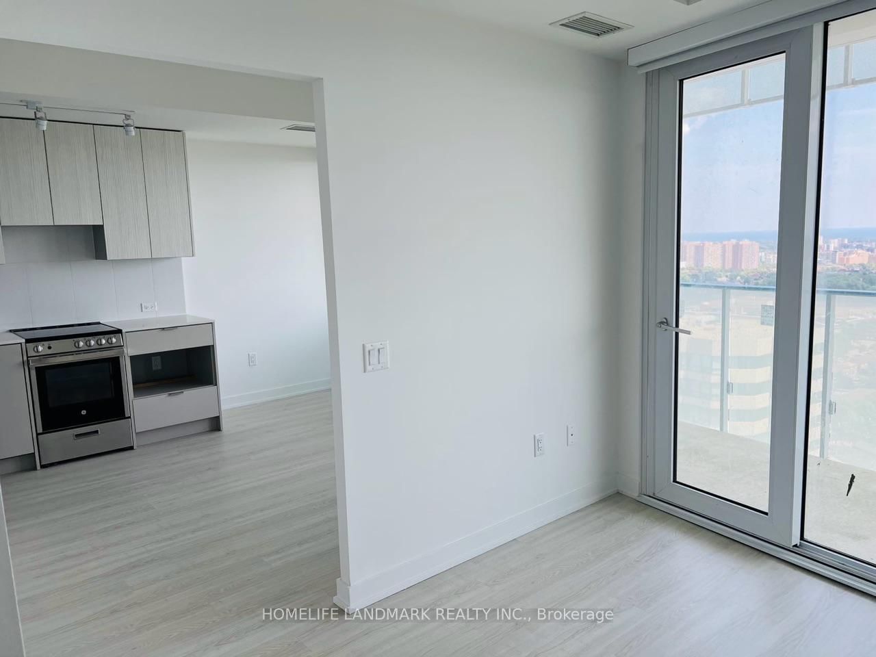 2208-3883 Quartz Rd, Mississauga, view 9