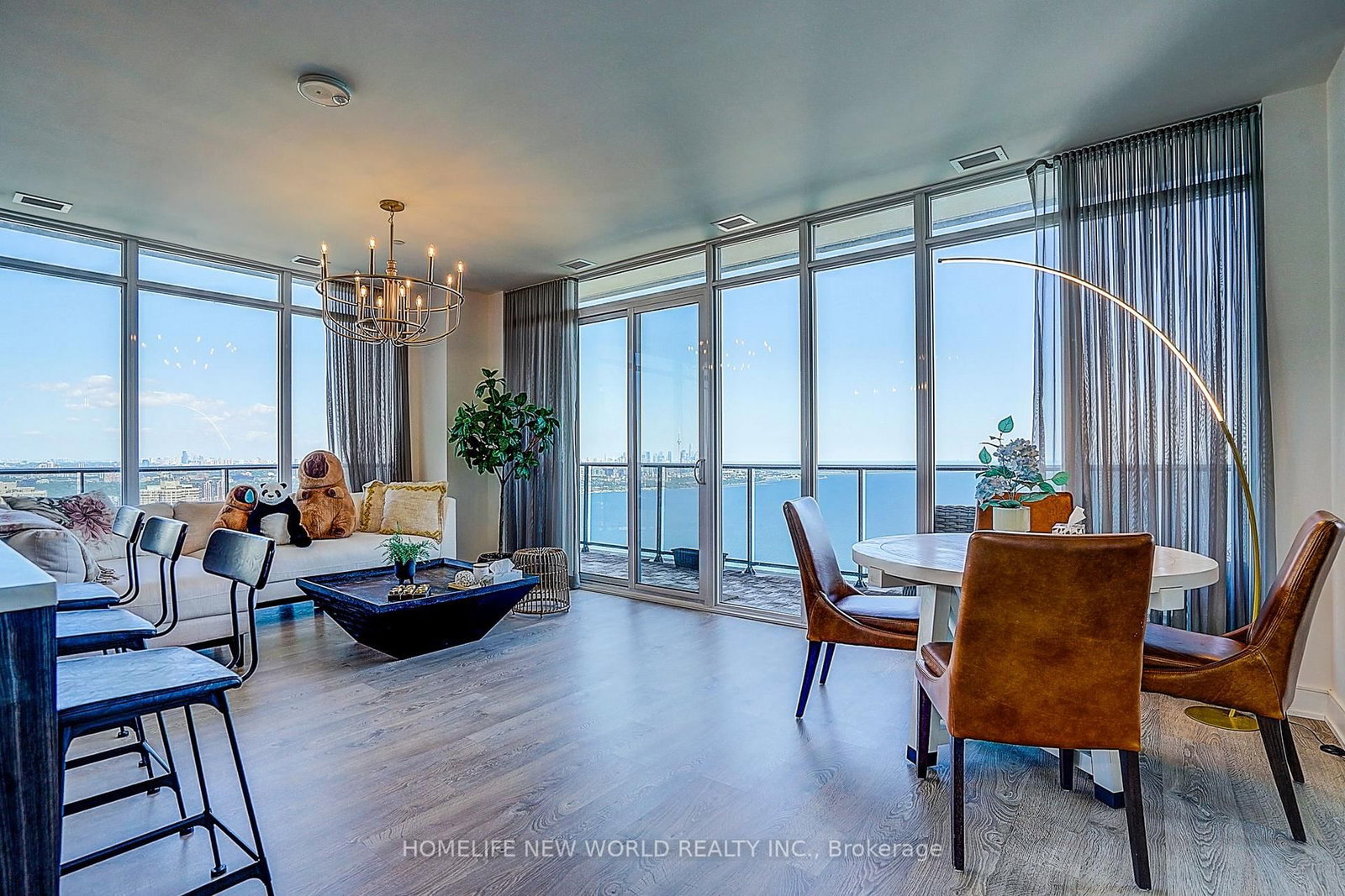 70 Annie Craig Drive • #5204 • Toronto, ON photo 13