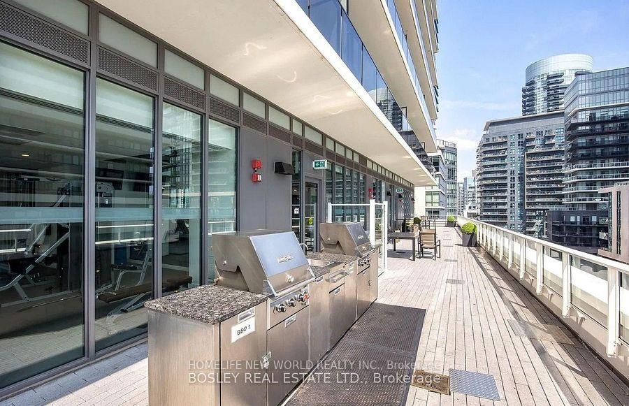 70 Annie Craig Drive • #5204 • Toronto, ON photo 33
