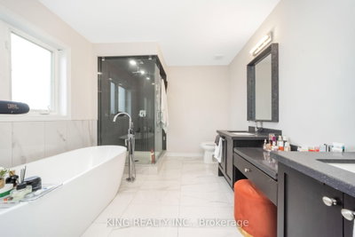 11 Malpass Brampton,ON L7A 4A3 — Photo 18
