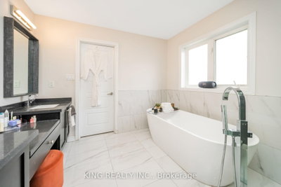 11 Malpass Brampton,ON L7A 4A3 — Photo 20