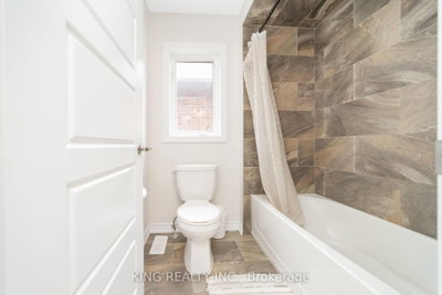 11 Malpass Brampton,ON L7A 4A3 — Photo 23