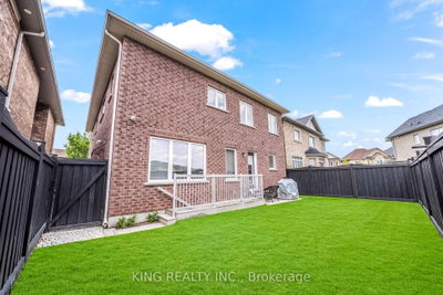 11 Malpass Brampton,ON L7A 4A3 — Photo 29