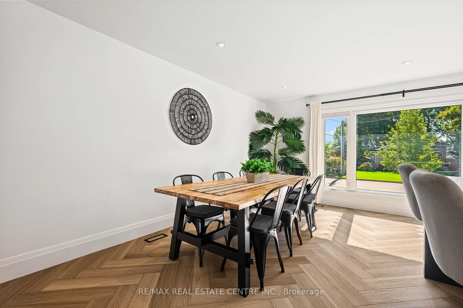 7 Madison Avenue • Orangeville, ON photo 10