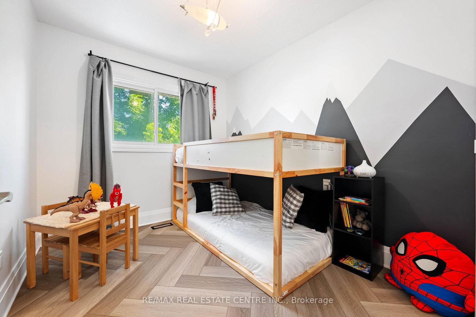 7 Madison Avenue • Orangeville, ON photo 34