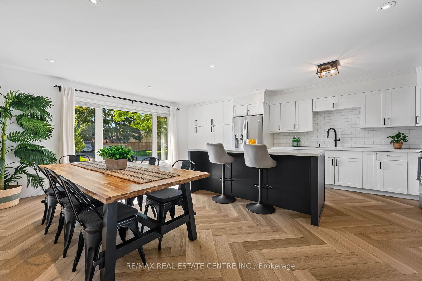 7 Madison Avenue • Orangeville, ON photo 8