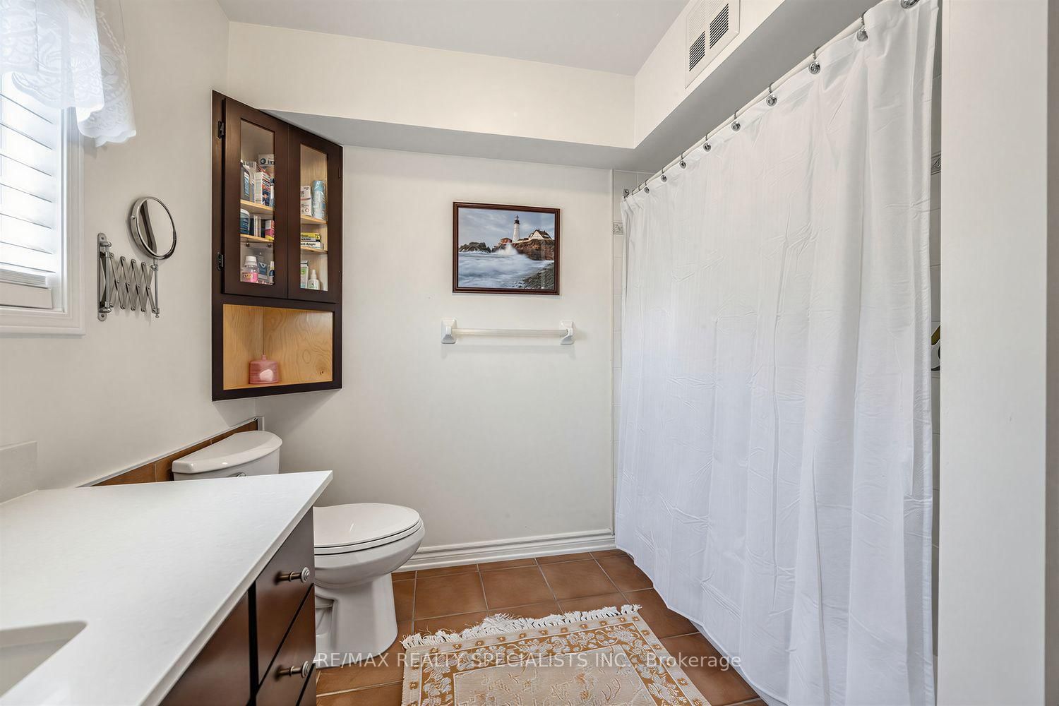 1152 WEST SHORE Drive • Mississauga, ON photo 23